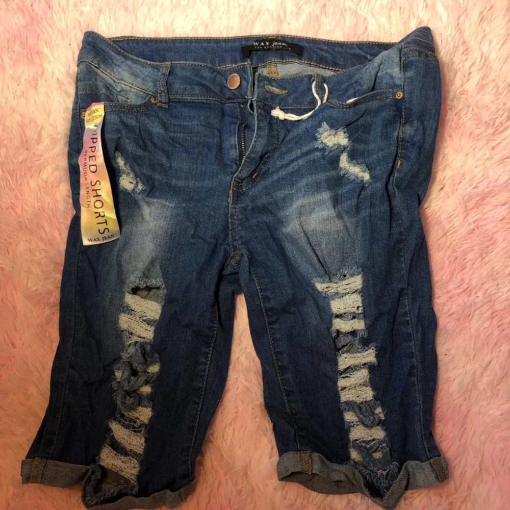 Midrise ripped shorts